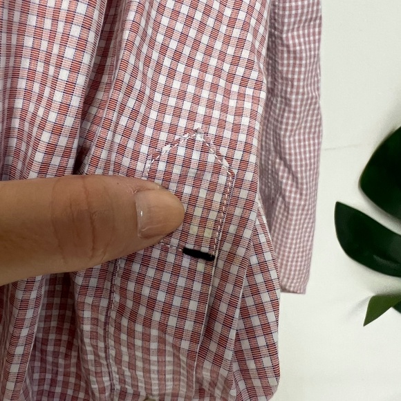 Banana Republic plaid dress shirt - Picture 3 of 4